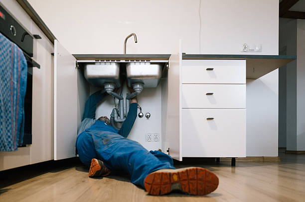Professional Drain Cleaning technician working in Sweetwater, FL